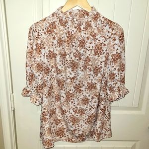 Shop the Mint short sleeve floral blouse size large